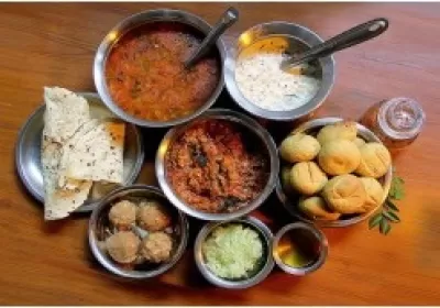 Top 7 Foods You Cannot Afford To Miss in Jaipur