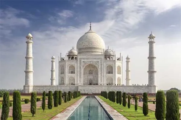 agra tour from delhi by bus package